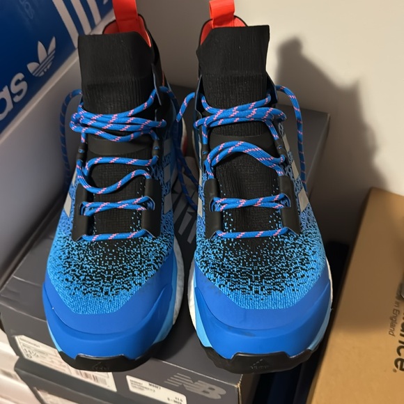 ADIDAS BOOST TERREX 400 - Picture 2 of 5